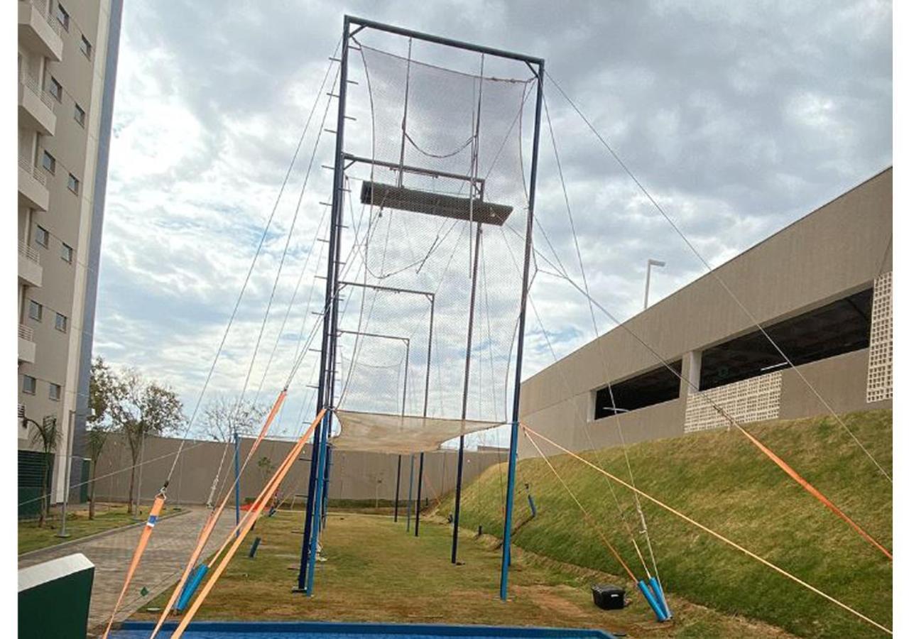 Enjoy Solar Das Aguas Park Resort Olímpia Zewnętrze zdjęcie The high bar
