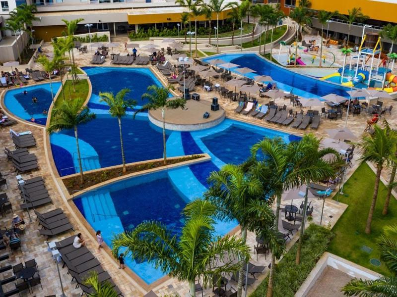 Enjoy Solar Das Aguas Park Resort Olímpia Zewnętrze zdjęcie The swimming pool at the resort