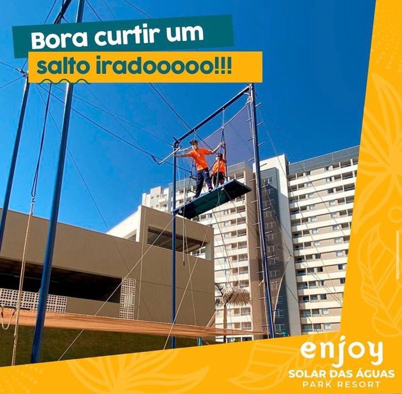Enjoy Solar Das Aguas Park Resort Olímpia Zewnętrze zdjęcie Trampoline in the complex