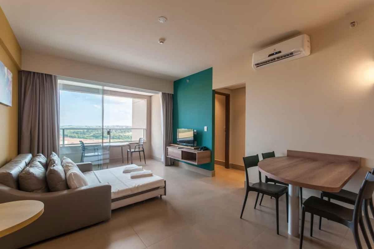 Enjoy Solar Das Aguas Park Resort Olímpia Zewnętrze zdjęcie A living room in a condominium